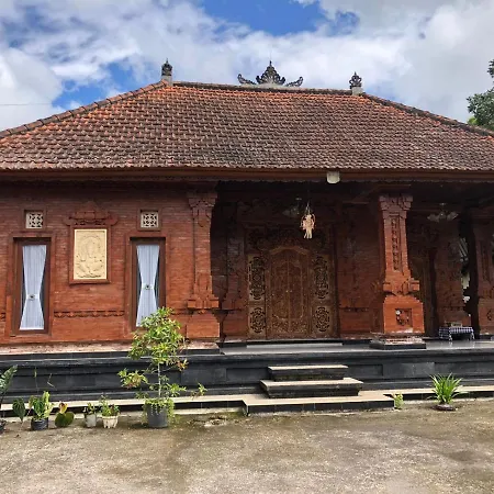 Trinadhi Homestay