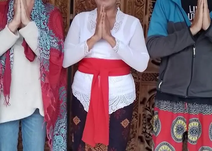 Trinadhi